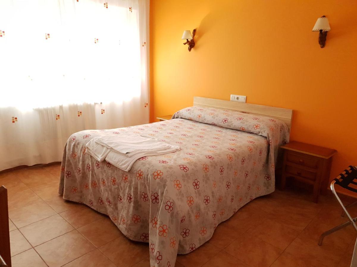 Hostal Rio Mundo Riópar エクステリア 写真