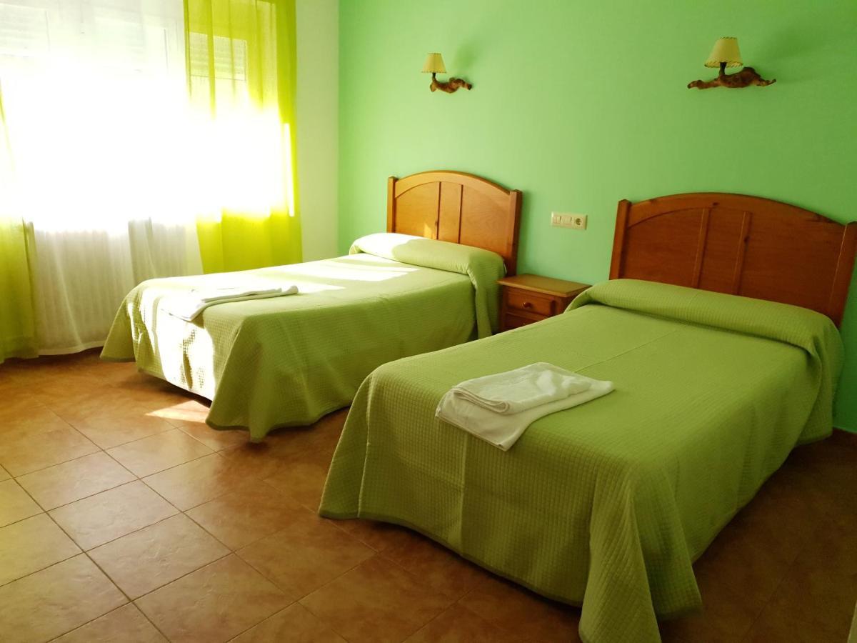 Hostal Rio Mundo Riópar エクステリア 写真
