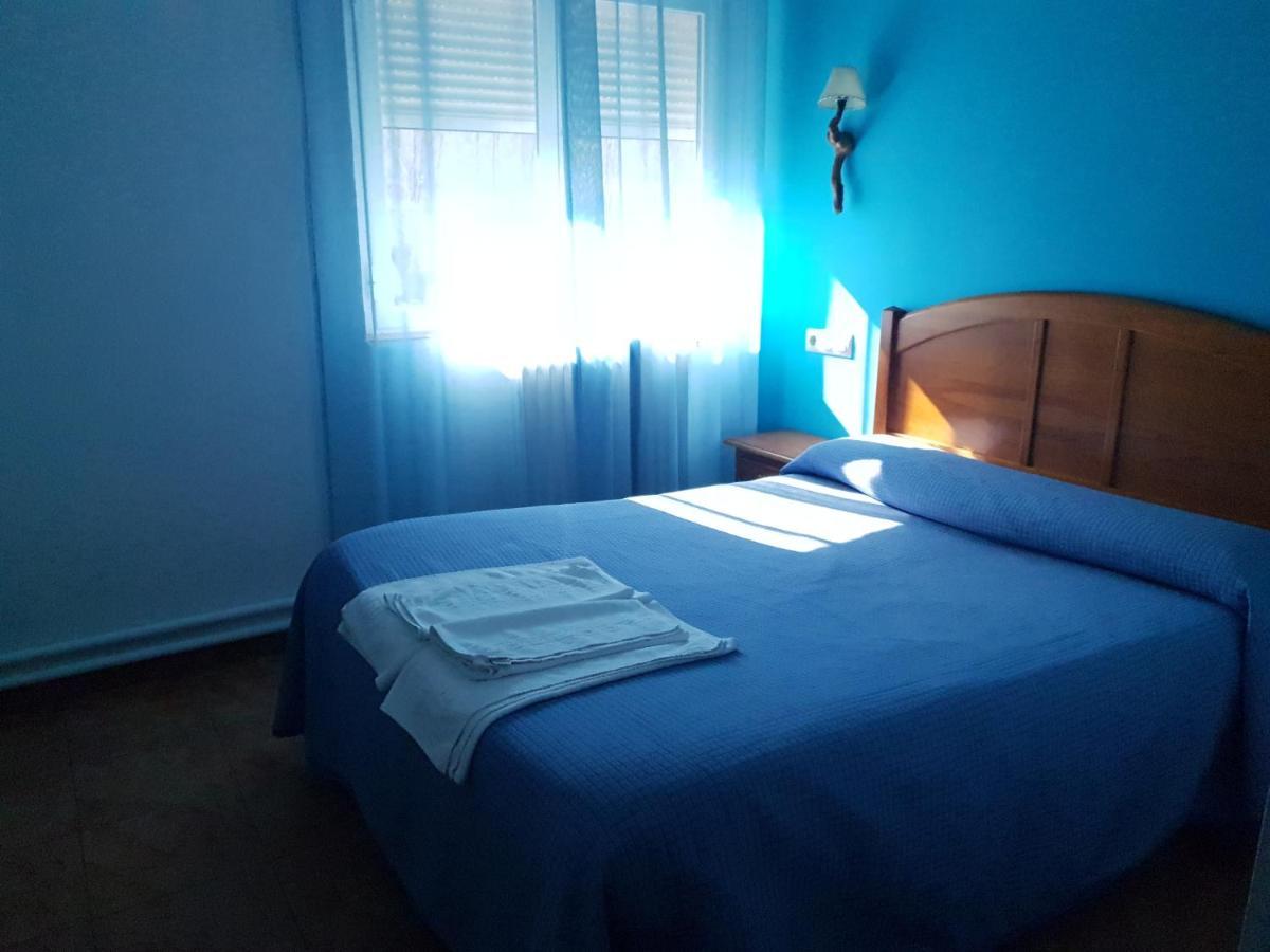Hostal Rio Mundo Riópar エクステリア 写真